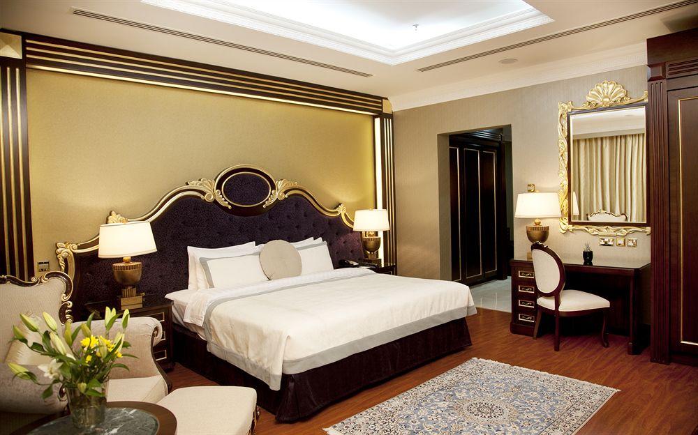 Grand Excelsior Hotel Al Barsha Дубай Екстер'єр фото