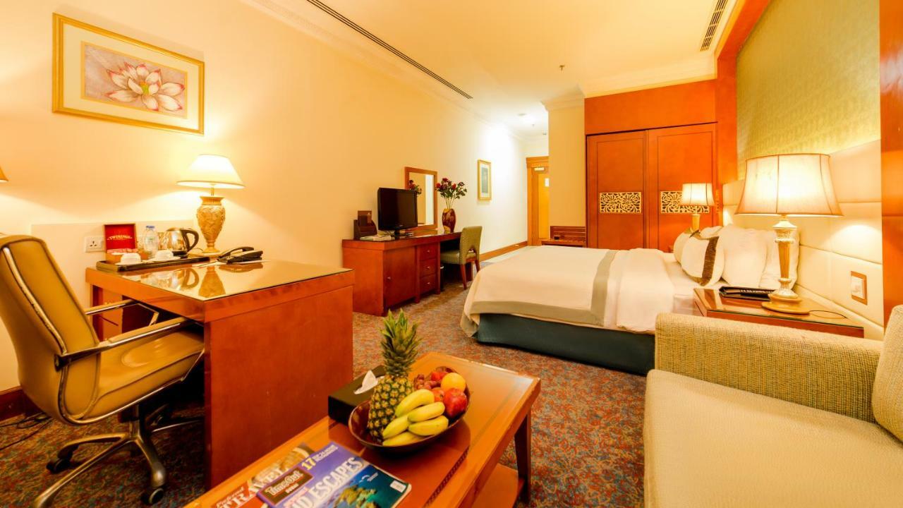 Grand Excelsior Hotel Al Barsha Дубай Екстер'єр фото