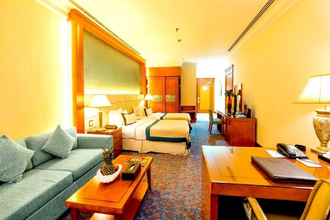 Grand Excelsior Hotel Al Barsha Дубай Екстер'єр фото